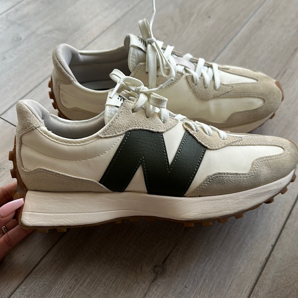 Men’s 327 new balance oatmeal oak green
